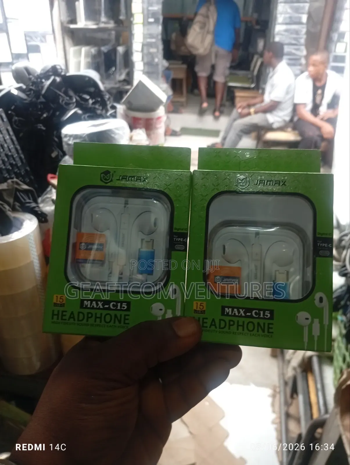 Type C and iPhone Earphones
