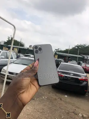 Apple iPhone 11 Pro 64 GB Gray