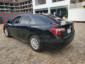 Toyota Camry LE 4dr Sedan (2.5L 4cyl 6A) 2013 Black