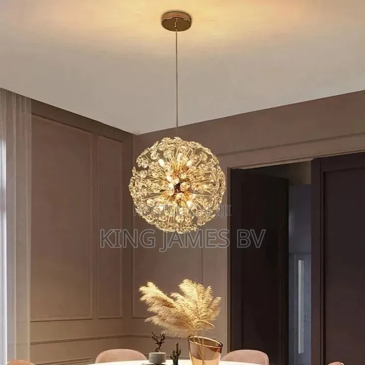 Thorny Crystal Ball Dropping Light