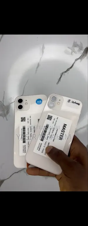 New Apple iPhone 12 64 GB White