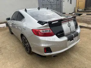 Honda Accord EX-L V-6 2dr Coupe w/Navigation (3.5L 6cyl 6M) 2014 Silver