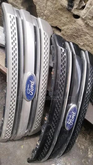 Front Grill Ford Explorer 2013