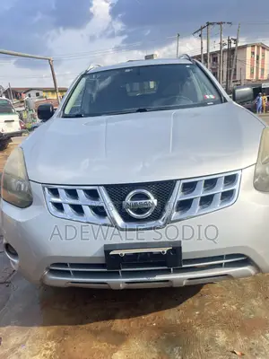 Nissan Rogue SL 4dr SUV AWD (2.5L 4cyl CVT) 2014 Silver
