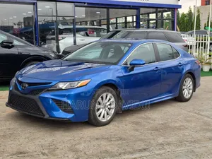 Toyota Camry 2019 Blue