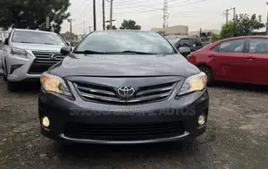 Toyota Corolla LE 4dr Sedan (1.8L 4cyl 4A) 2012 Gray