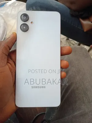 New Samsung Galaxy A06 128 GB Blue