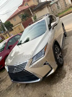 Lexus LS 2017 Gold