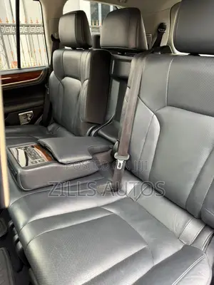 Lexus LX 570 (5 seats) AWD 2018 Black
