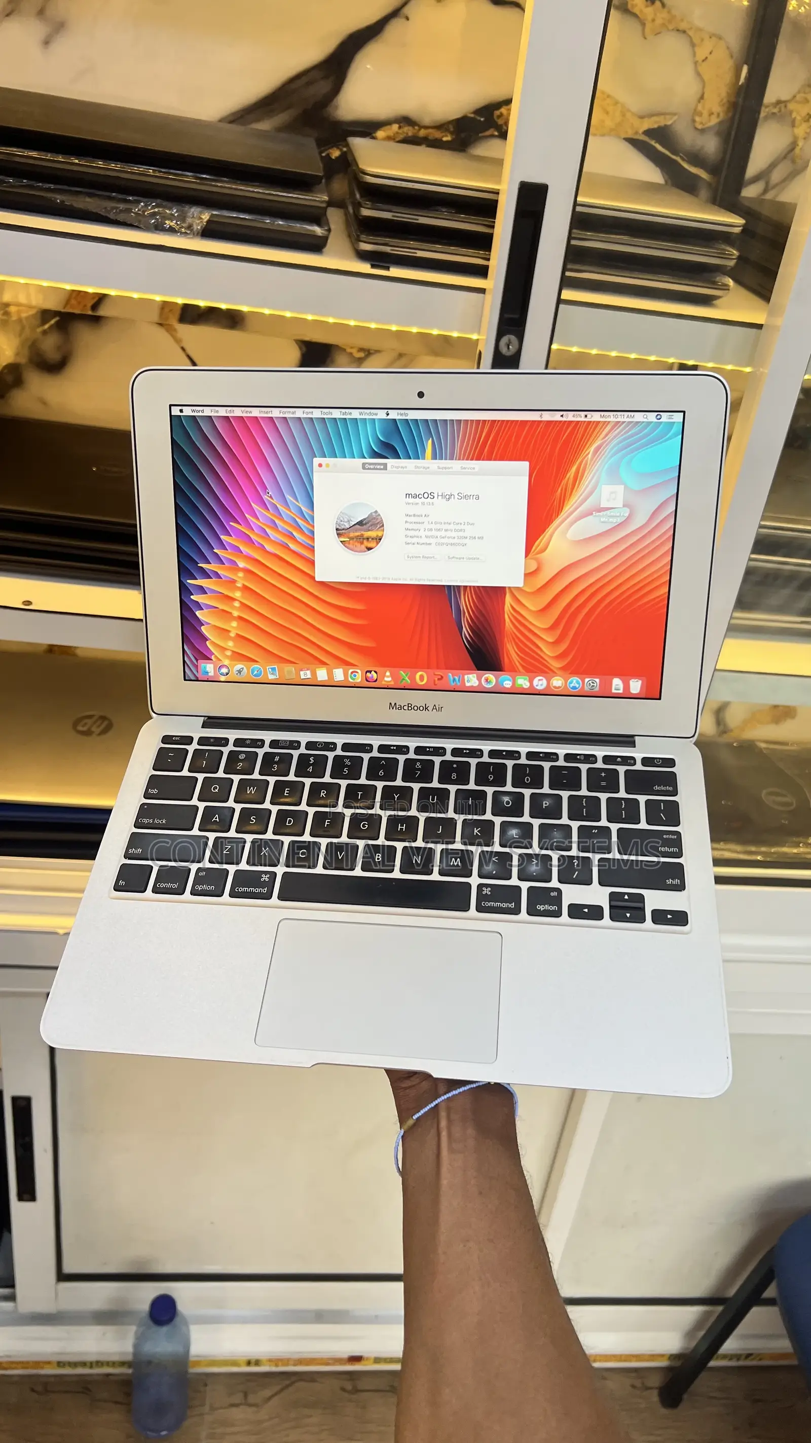 Laptop Apple MacBook Air 2010 2GB Intel Core 2 Duo SSD 60GB