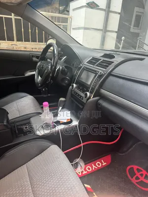 Toyota Camry 2012 Silver