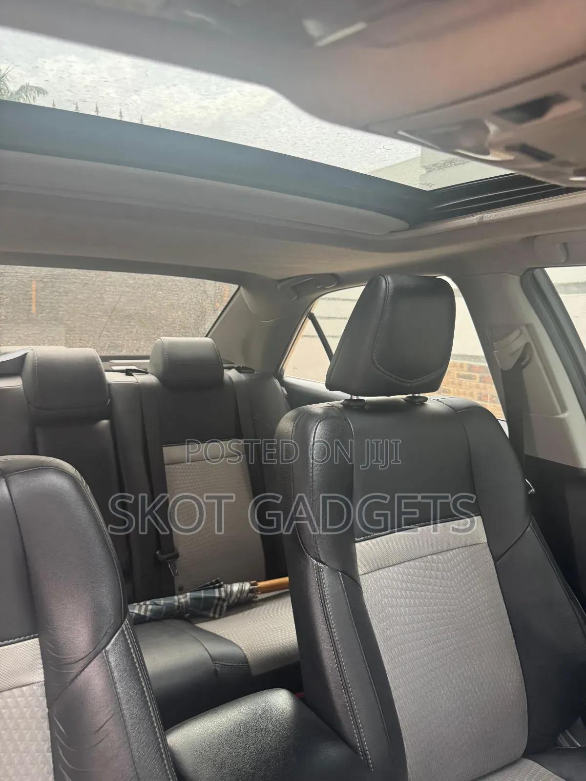 Toyota Camry 2012 Silver
