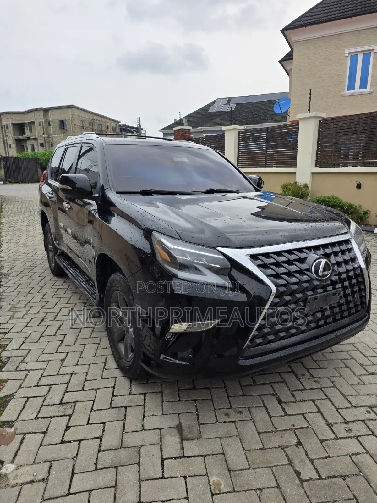 Lexus GX 2011 Black