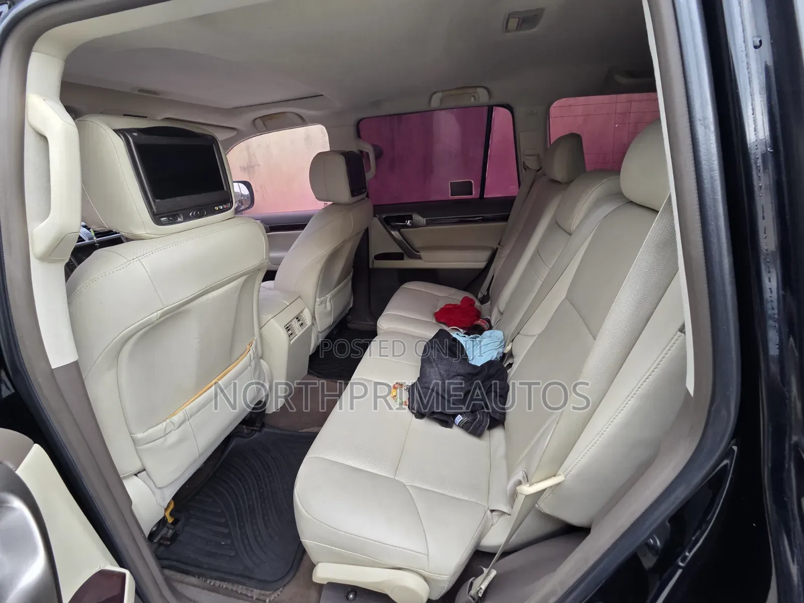 Lexus GX 2011 Black