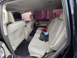 Lexus GX 2011 Black