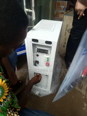 Haisic 8kwh-4.2kva All in One Solar Generator