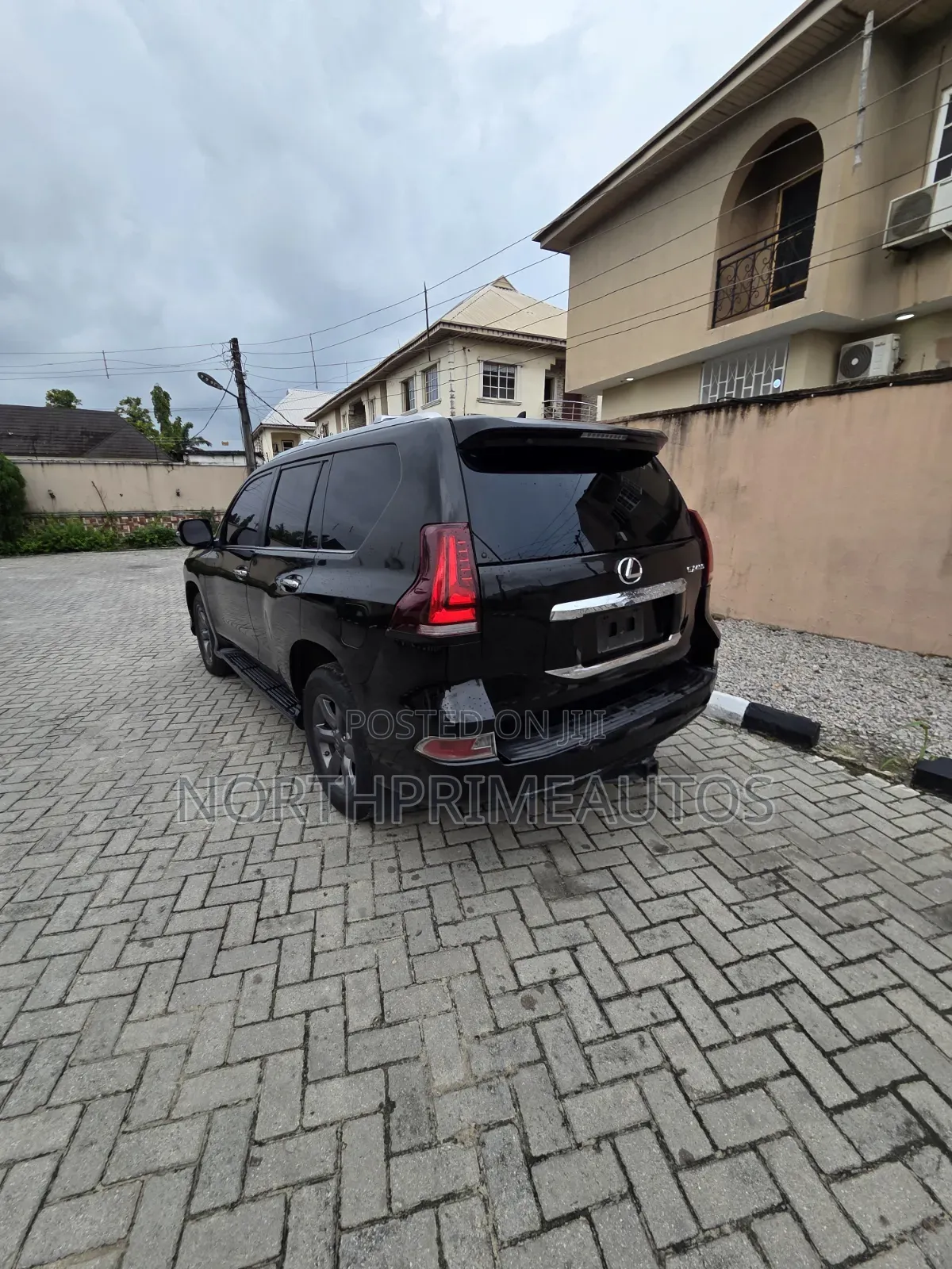 Lexus GX 2011 Black