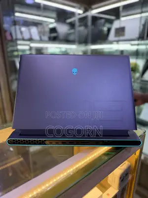 Laptop Alienware M18 R2 32GB AMD Ryzen 9 SSD 1T
