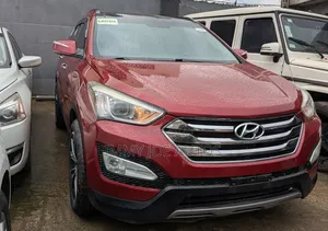 Hyundai Santa Fe 2014 Red