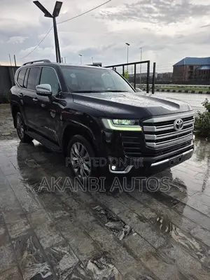 Toyota Land Cruiser 2023 Black