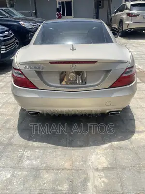 Mercedes-Benz SLK-Class 2011 Gold