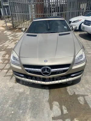 Mercedes-Benz SLK-Class 2011 Gold
