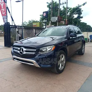 Mercedes-Benz GLC-Class 2017 Blue