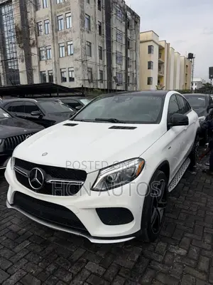Mercedes-Benz GLE-Class 2016 White