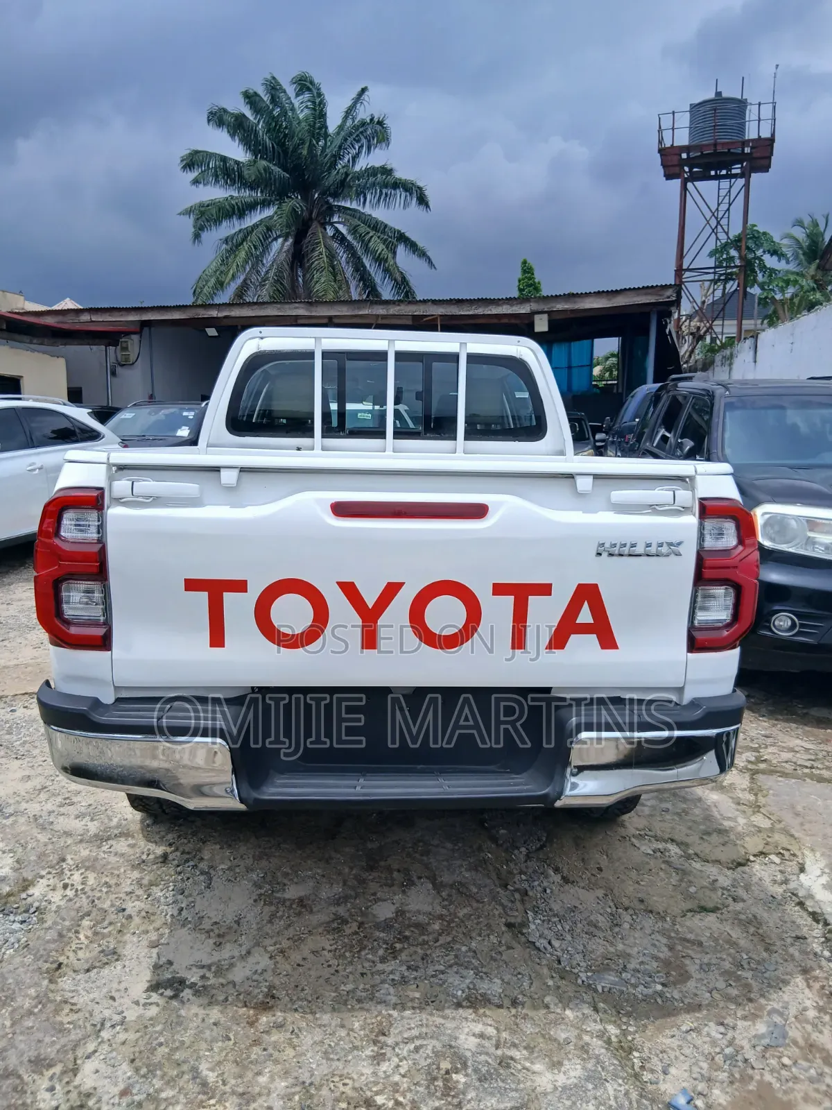 Toyota Hilux 2018 White