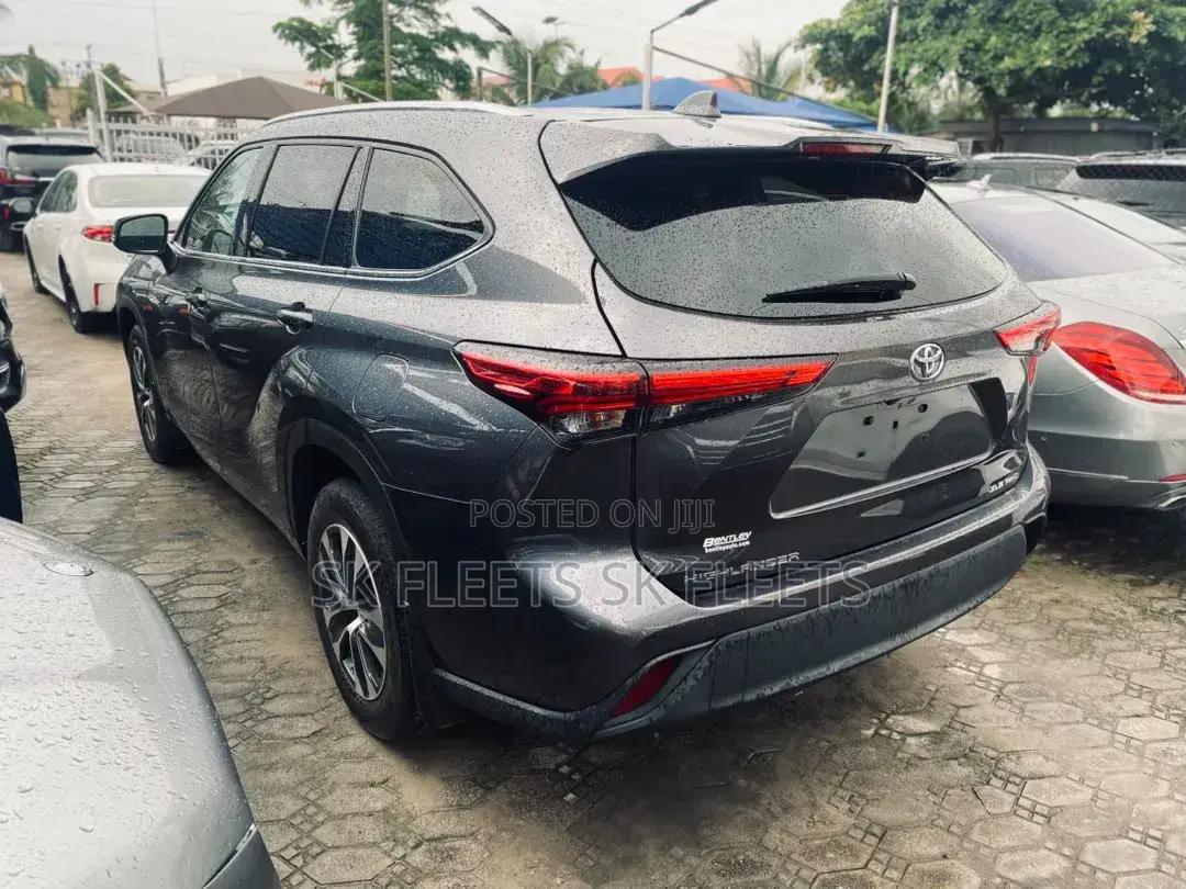 Toyota Highlander 2020 Gray