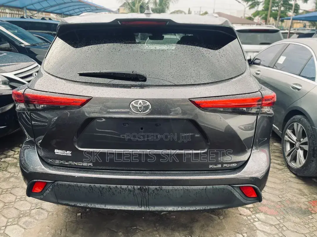 Toyota Highlander 2020 Gray