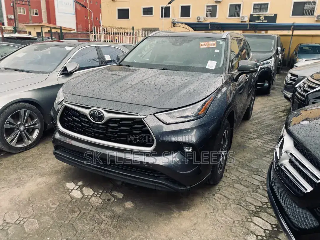 Toyota Highlander 2020 Gray