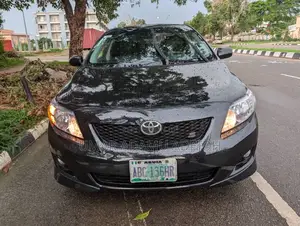 Toyota Corolla 2010 Black