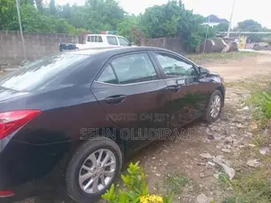 Toyota Corolla 2014 Black