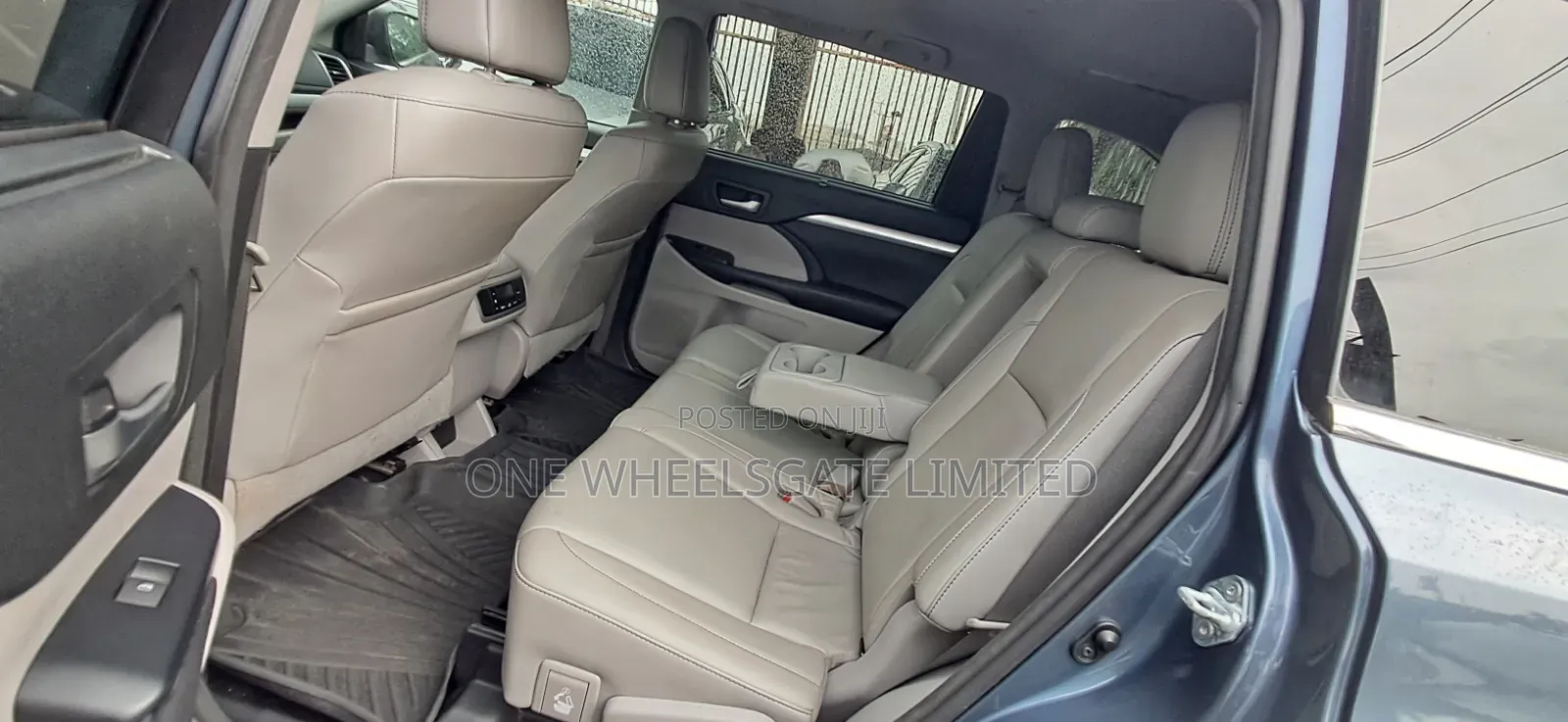Toyota Highlander 2017 Blue