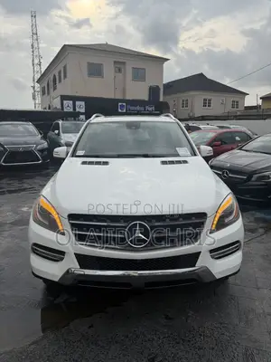 Mercedes-Benz M Class ML350 4MATIC 4dr SUV AWD (3.5L 6cyl 7A) 2015