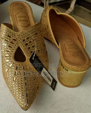 Half Rhinestone Pool Hills Golden Shoe