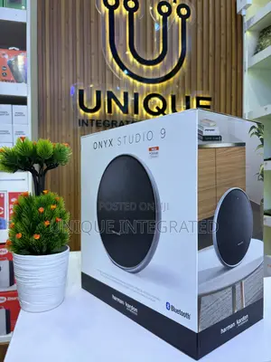 Onyx Studio 9 Bluetooth Speaker