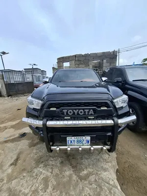 Toyota Tacoma 2022 Black