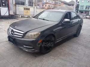 Mercedes-Benz C300 2011 Black