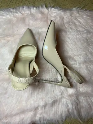 Court Heels