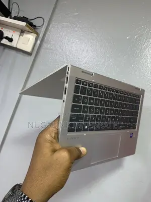 Laptop HP EliteBook 830 G8 32GB Intel Core i7 SSD 512GB