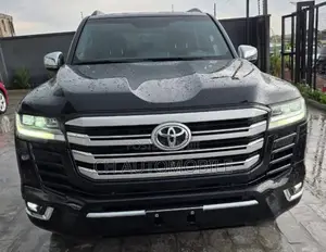 Toyota Land Cruiser LC300 2024 Matt Black