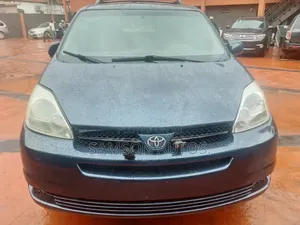 Toyota Sienna 2005 Blue