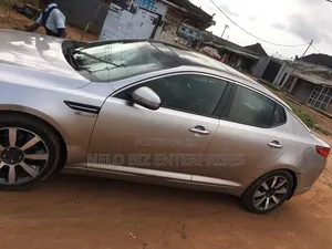 Kia Optima 2012 Gold