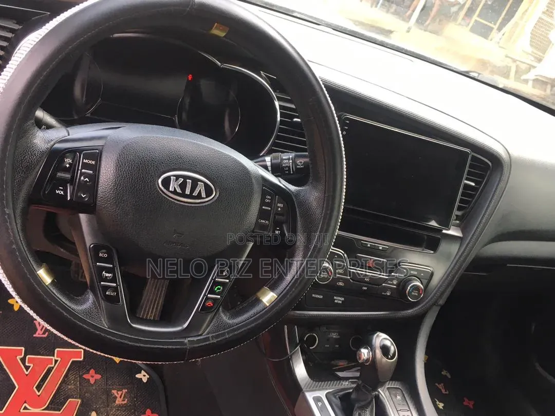 Kia Optima 2012 Gold