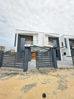 4bdrm Duplex in Ajiwe for sale
