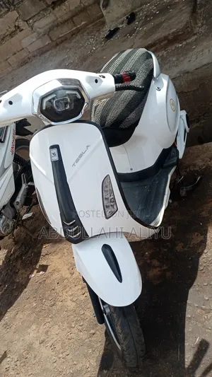 Motorcycle 2025 White