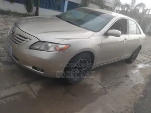 Toyota Camry 2008 Gold