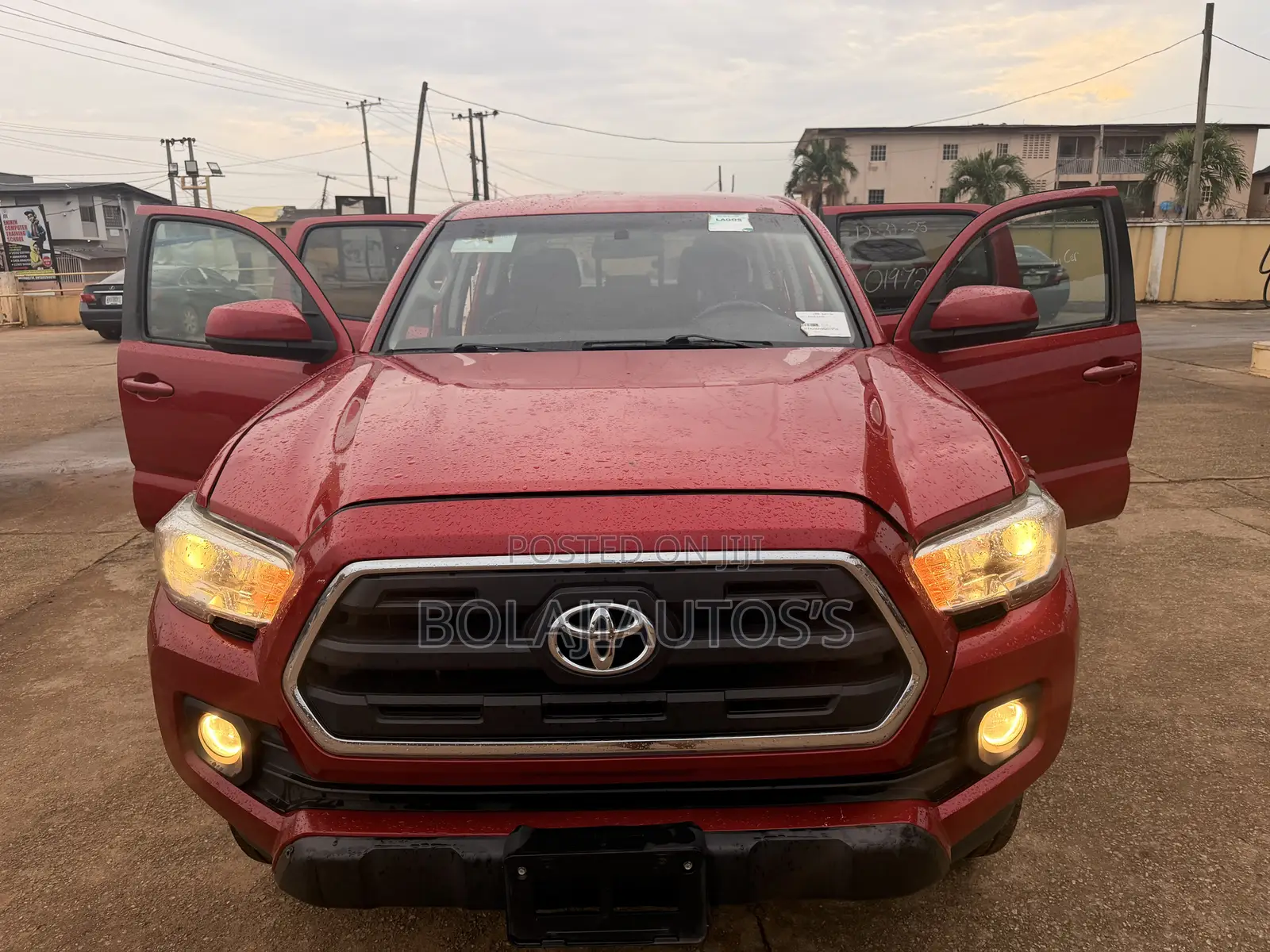 Toyota Tacoma SR5 2017 Red